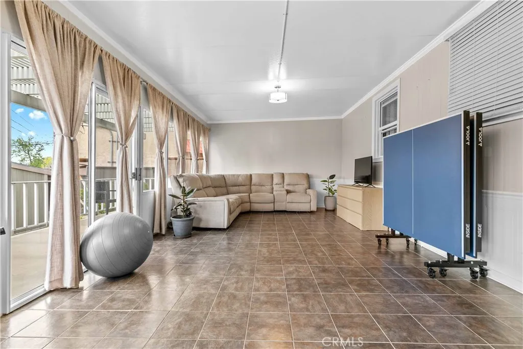 3348 Burritt Way, La Crescenta, California 91214 home-pic-43